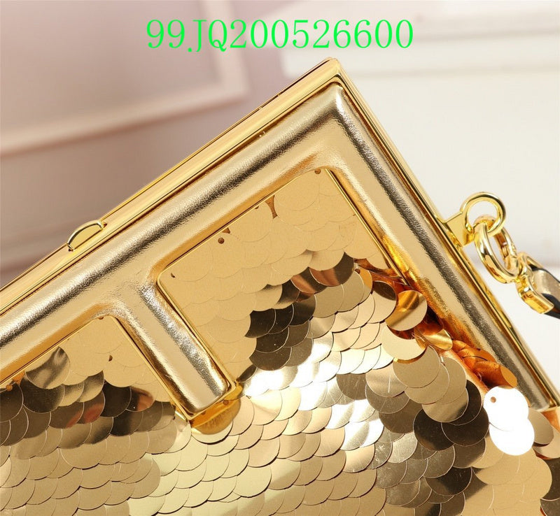GC - Shoulder - 3192