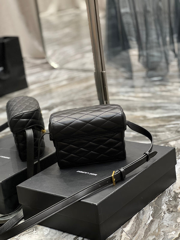 Luxurious Totes - Latest - 7917