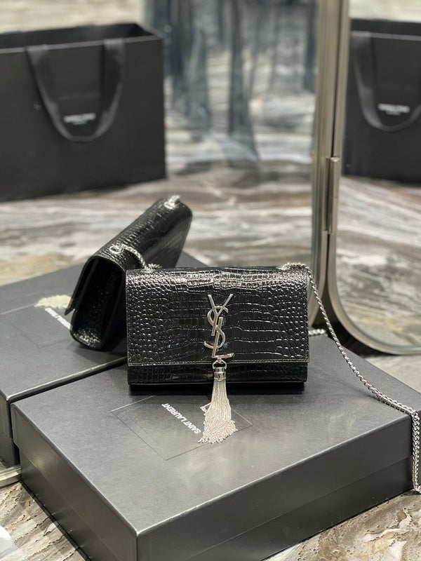 Luxurious Totes - Latest - 8519