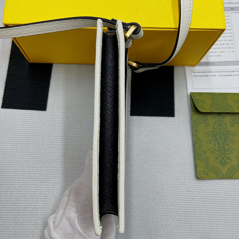 Lux-Totes - GCI Bags - 1960