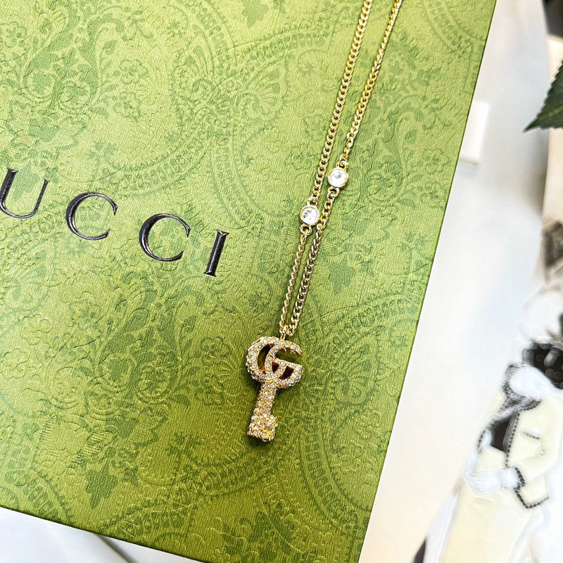 Luxurious Totes - Latest - 4999