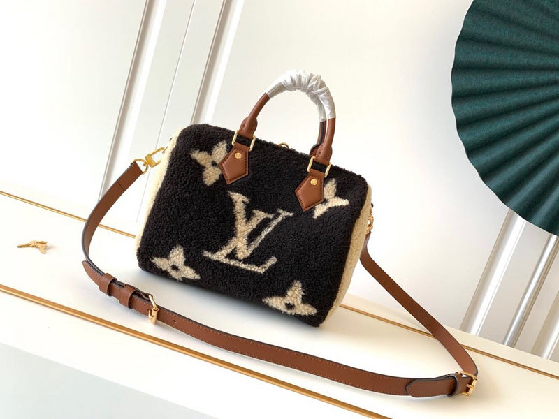 Luxurious Totes - Latest - 9678