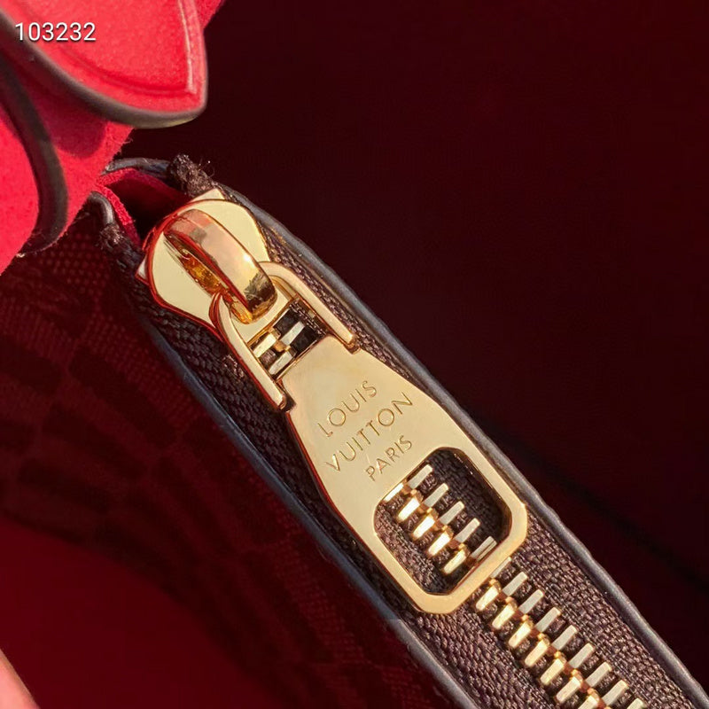 LOV - Luxurious Totes - 2082