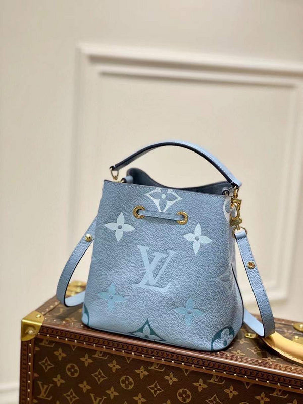 LOV - Luxurious Totes - 2469