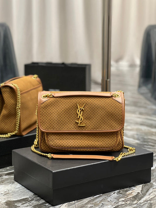 Luxurious Totes - Latest - 8532
