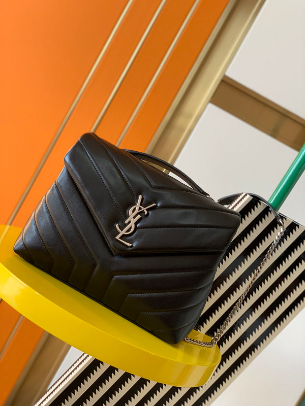 Luxurious Totes - Latest - 8638