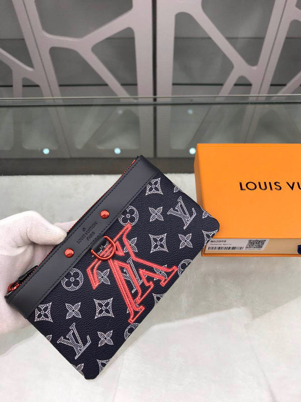 LOV - Luxurious Totes - 2303