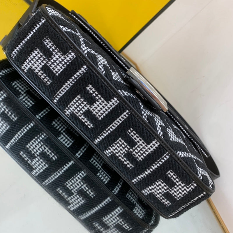 Luxurious Totes - Latest - 11371