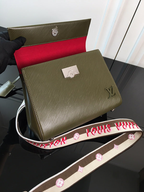 LOV - Luxurious Totes - 1960