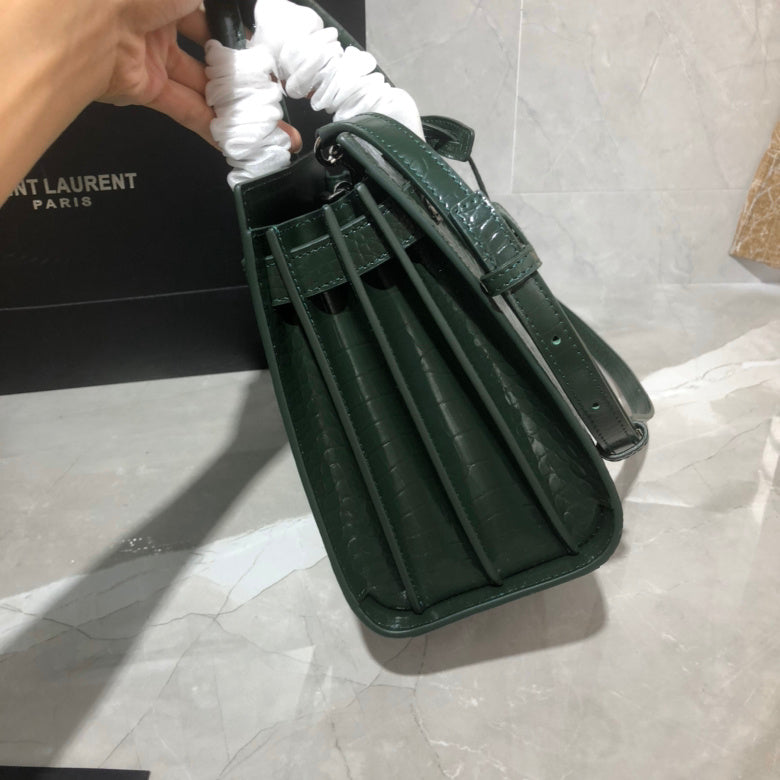 Luxurious Totes - Latest - 9477