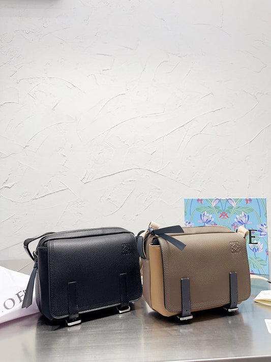 Luxurious Totes - LW-CH Bags - 035