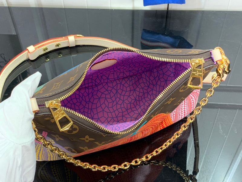 LOV - Luxurious Totes - 512
