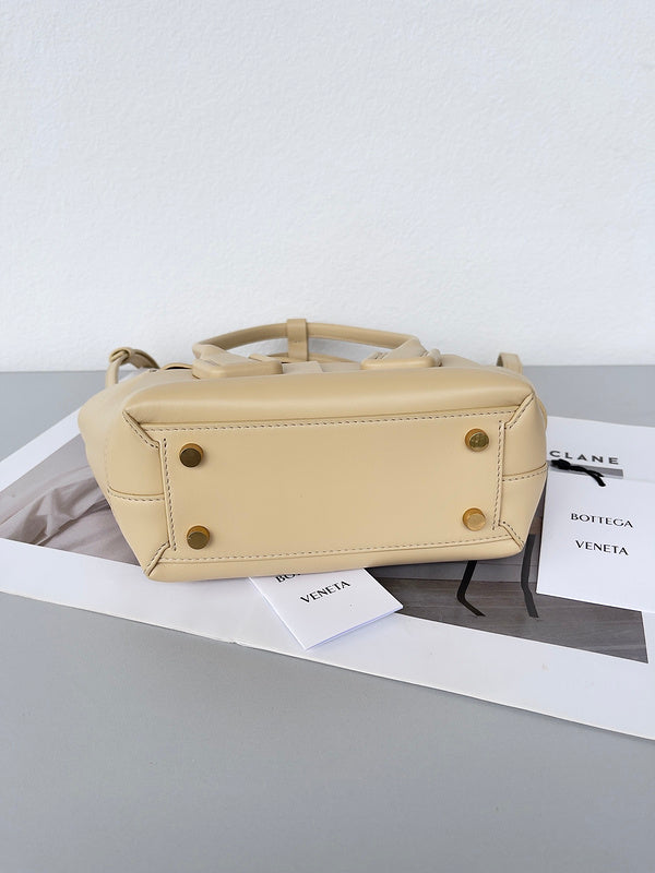 Luxurious Totes - Latest - 6940