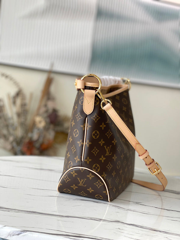 LOV - Luxurious Totes - 1667