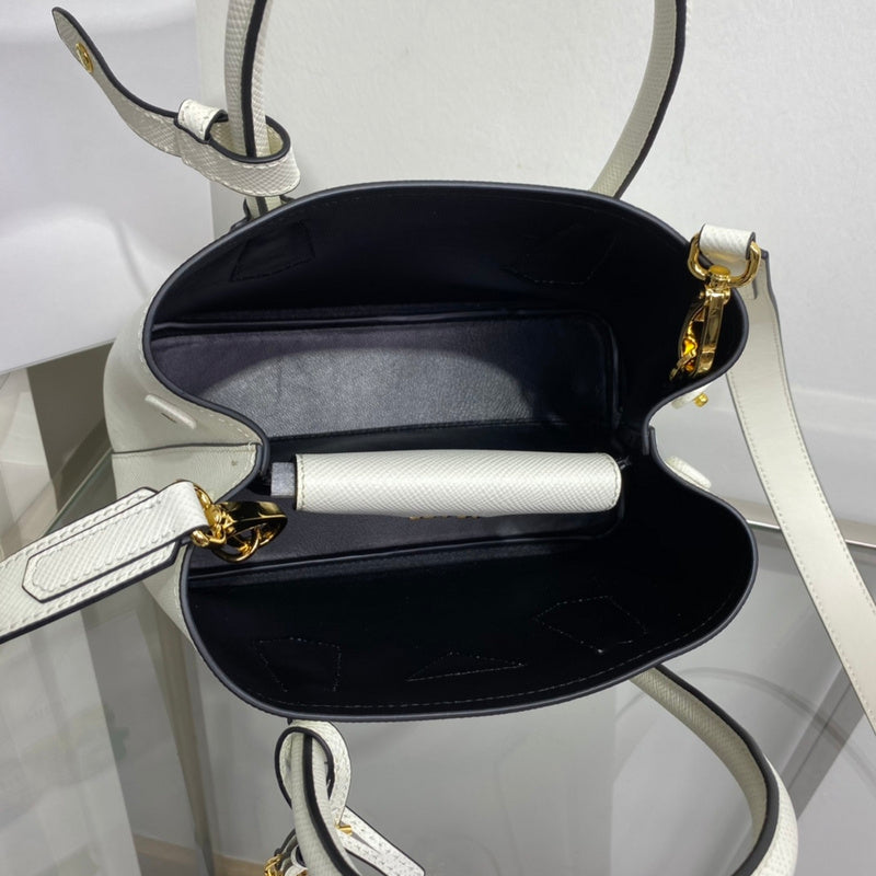 Luxurious Totes - Latest - 4564