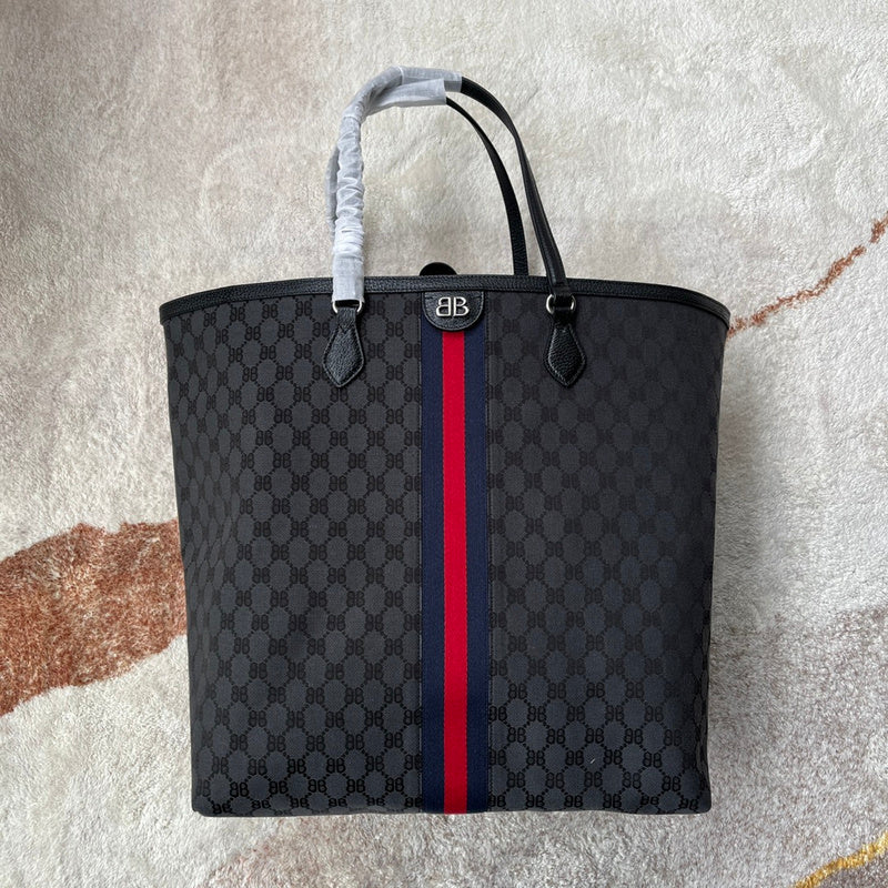 GUI - Luxurious Totes - 1210