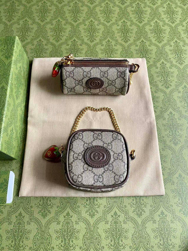 GUI - Luxurious Totes - 197