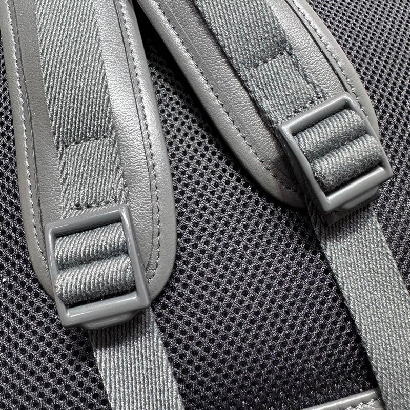 GUI - Luxurious Totes - 242