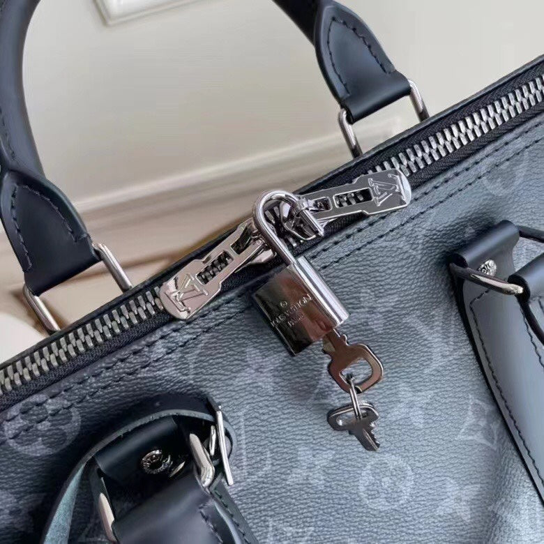 LOV - Luxurious Totes - 802