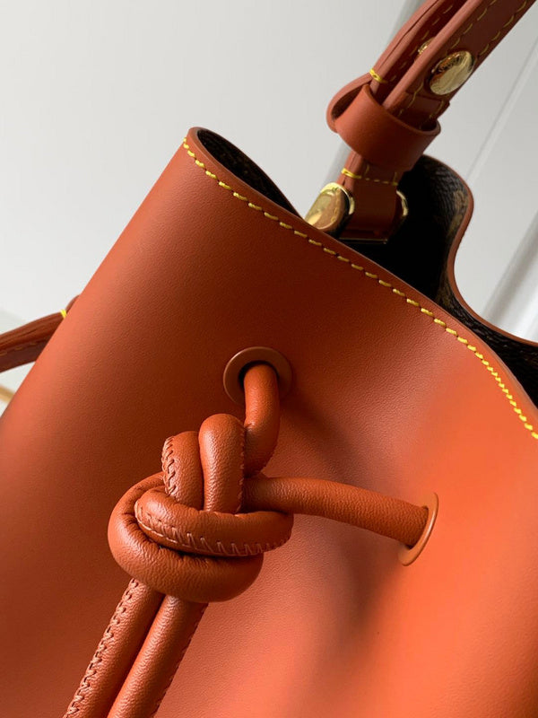 Luxurious Totes - Latest - 9727