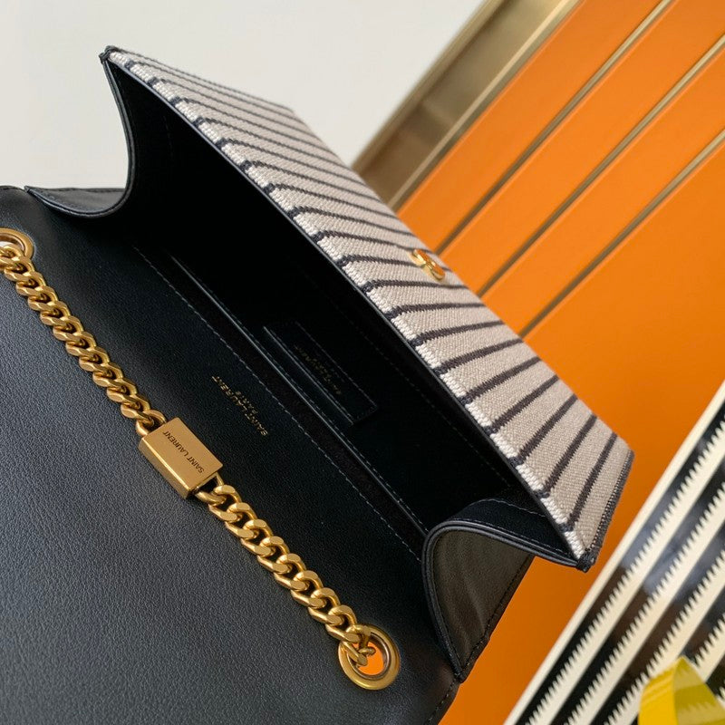 Luxurious Totes - Latest - 8081