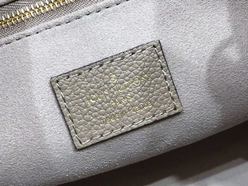 LOV - Luxurious Totes - 2486