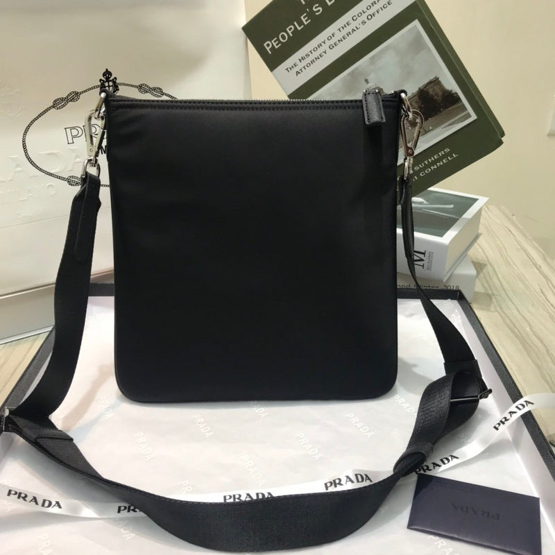 PDA - Luxurious Totes - 010