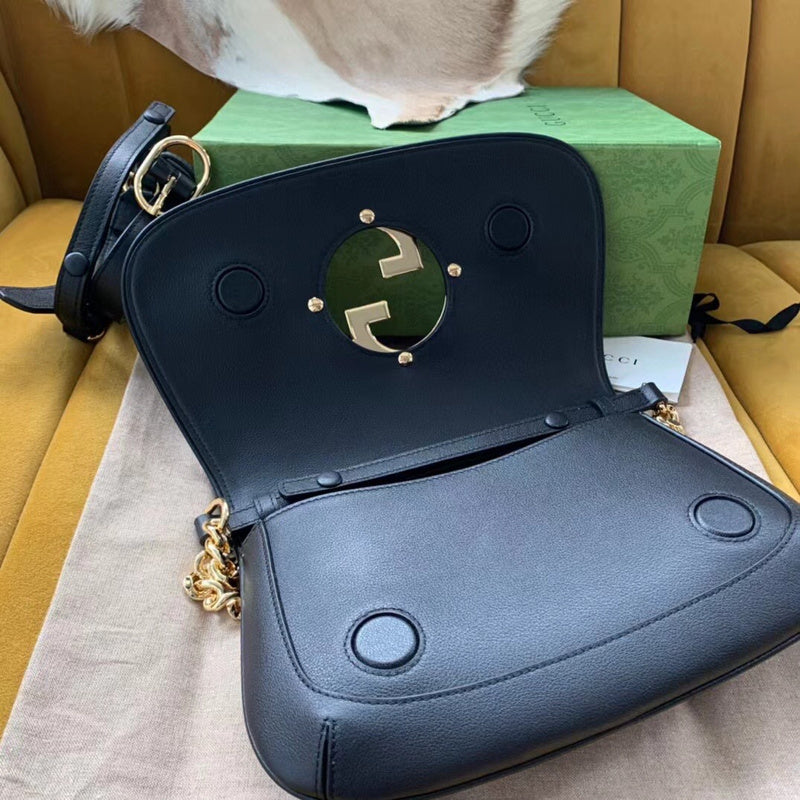 GUI - Luxurious Totes - 934