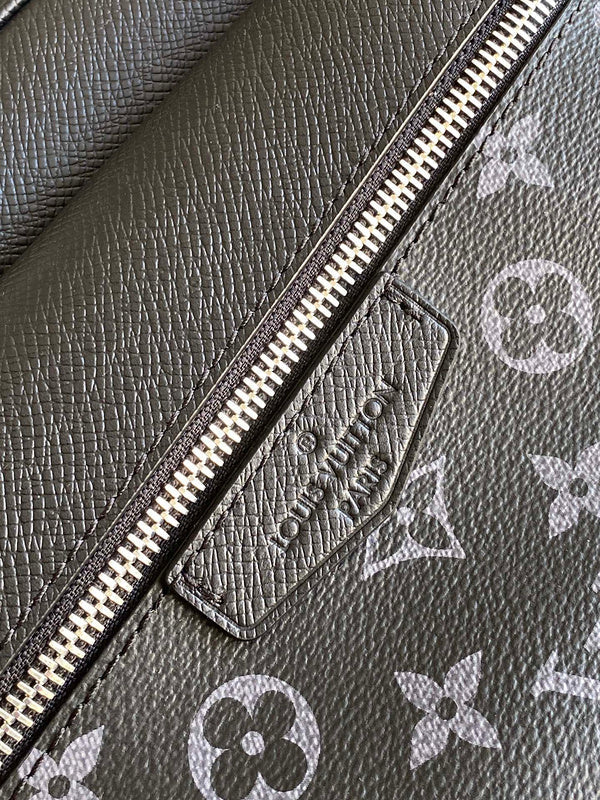 LOV - Luxurious Totes - 1855