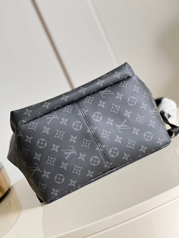 LOV - Luxurious Totes - 2056
