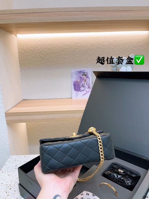 Luxurious Totes - CNL3 Bags - 197