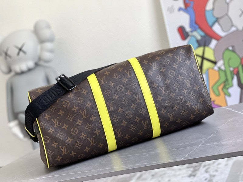 LOV - Luxurious Totes - 2073
