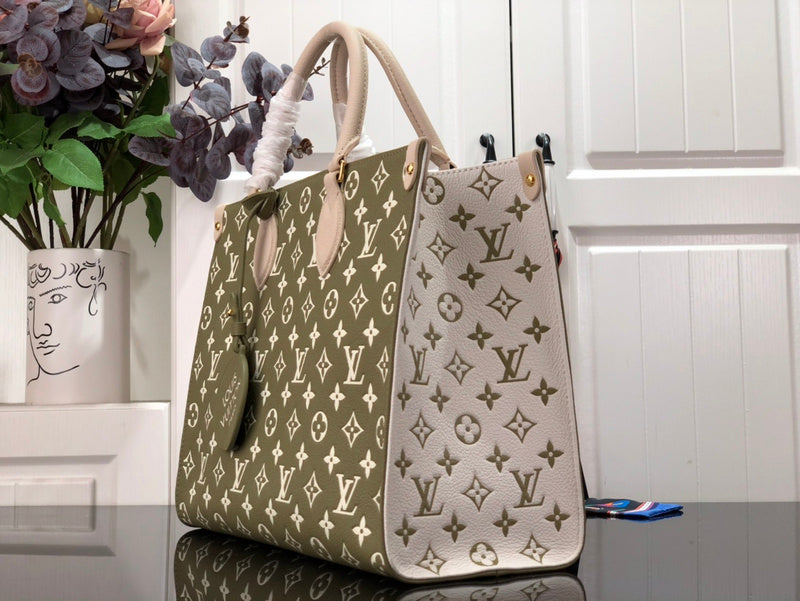 LOV - Luxurious Totes - 1764