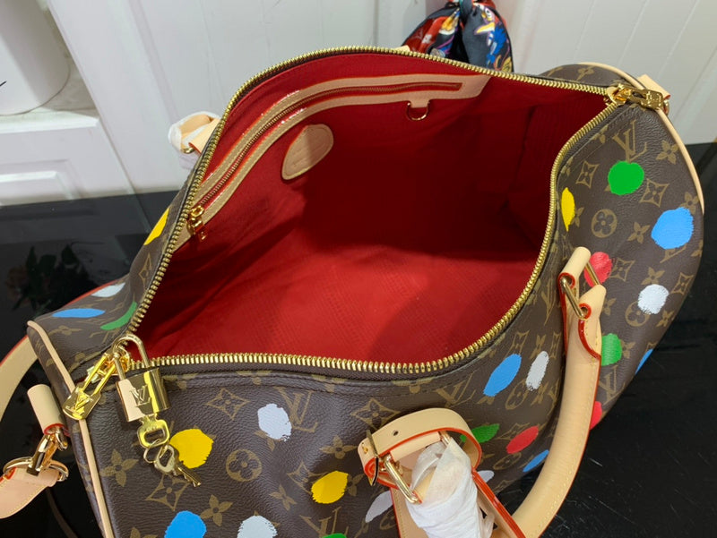 LOV - Luxurious Totes - 517