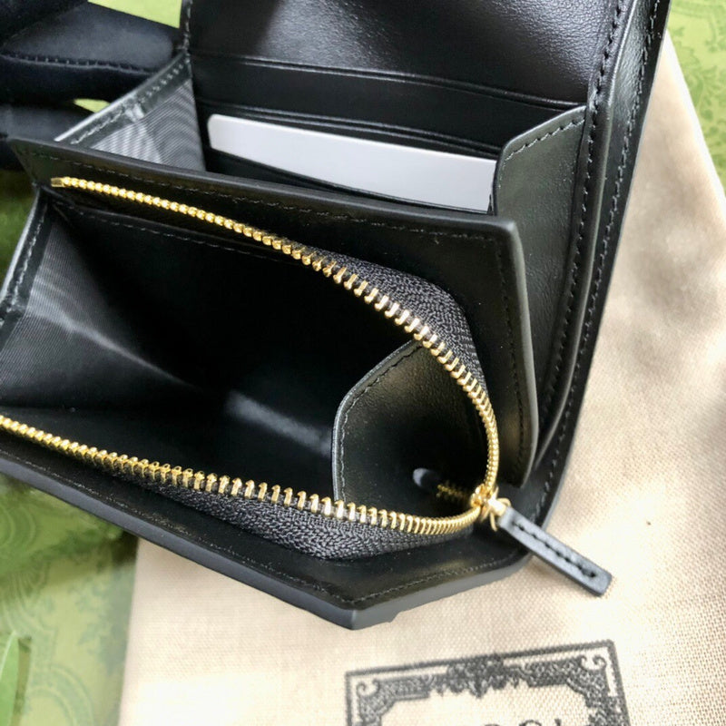 GUI - Luxurious Totes - 162