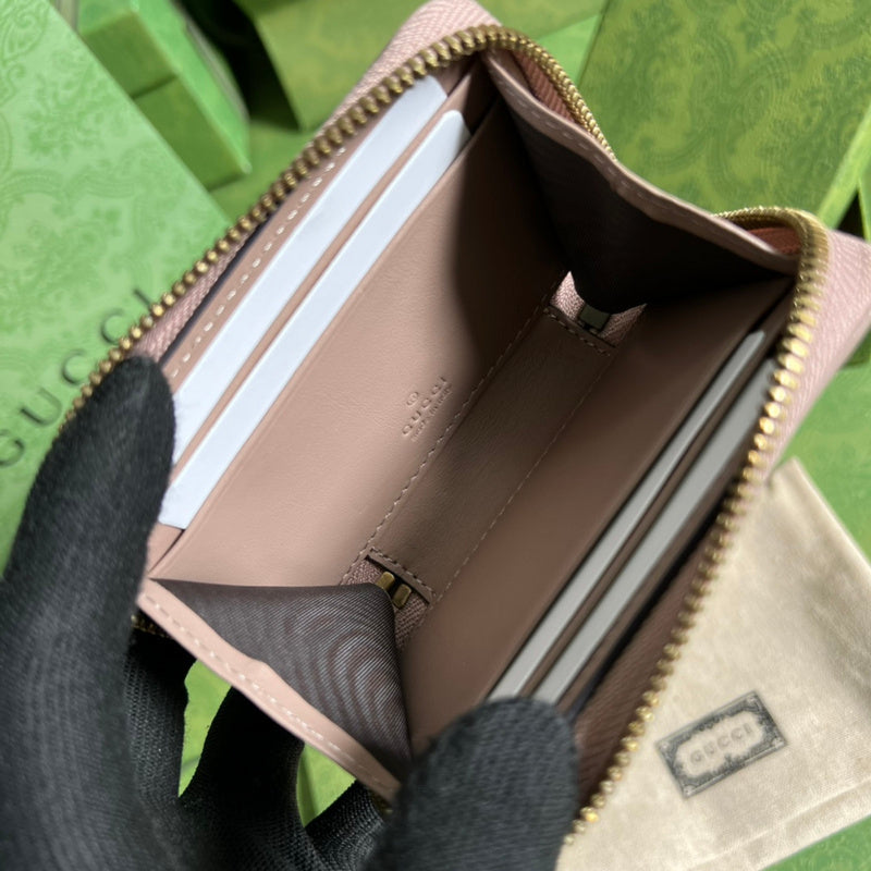 GUI - Luxurious Totes - 1170