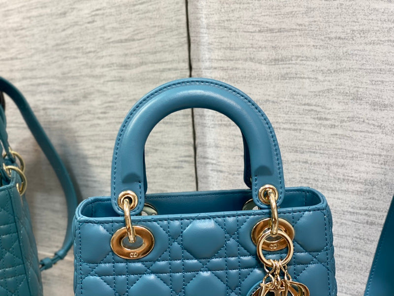 Luxurious Totes - Latest - 6230