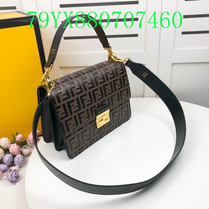GC - Shoulder - 2596