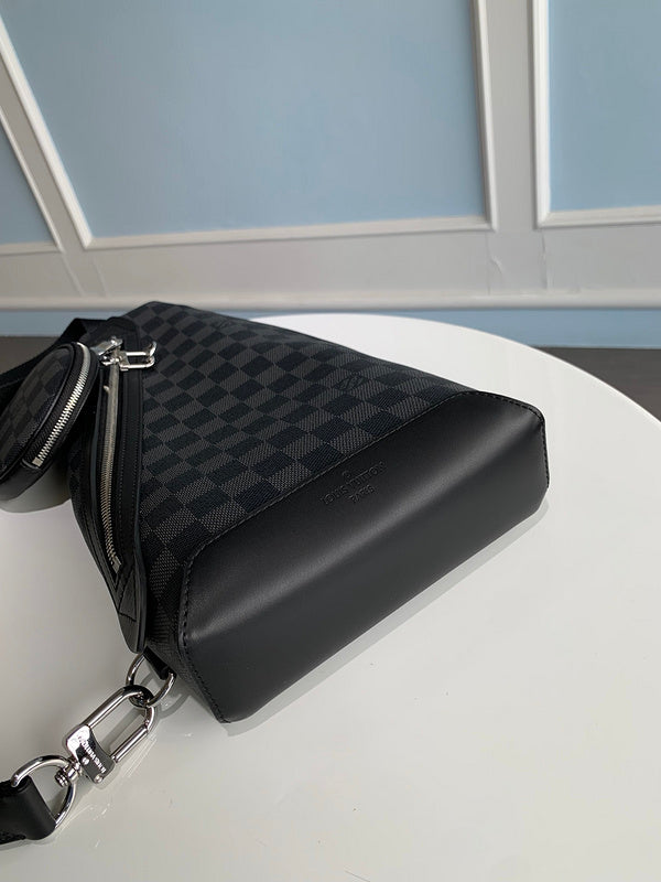 LOV - Luxurious Totes - 030