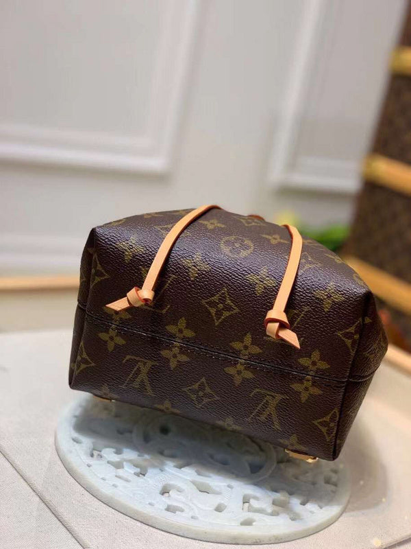 LOV - Luxurious Totes - 2228
