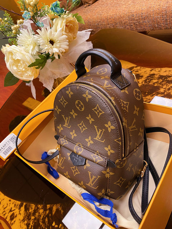 LOV - Luxurious Totes - 1206
