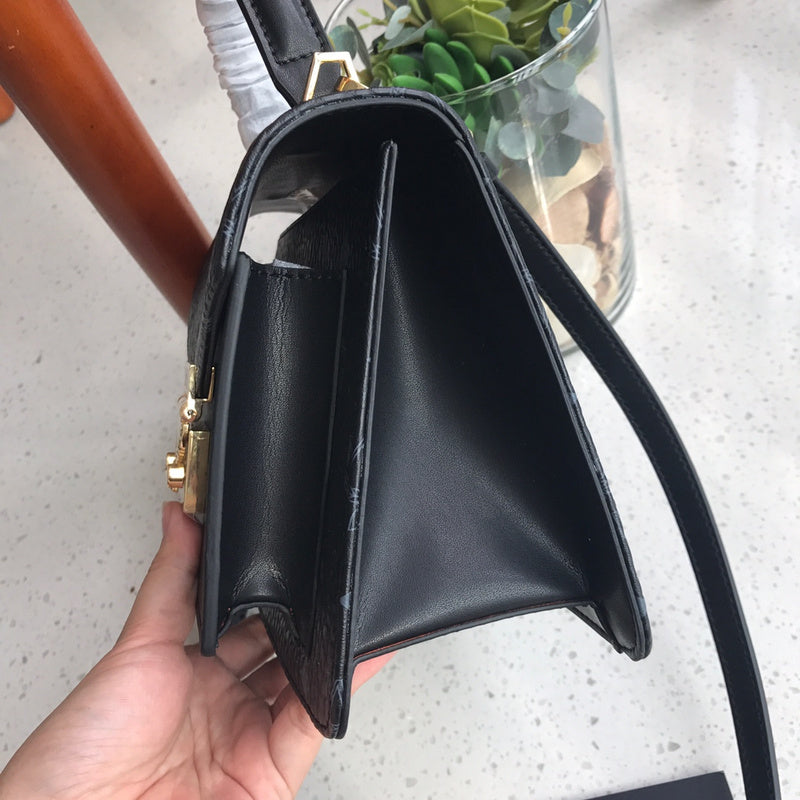 Luxurious Totes - Latest - 7862