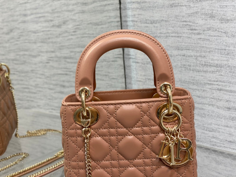 Luxurious Totes - Latest - 6232