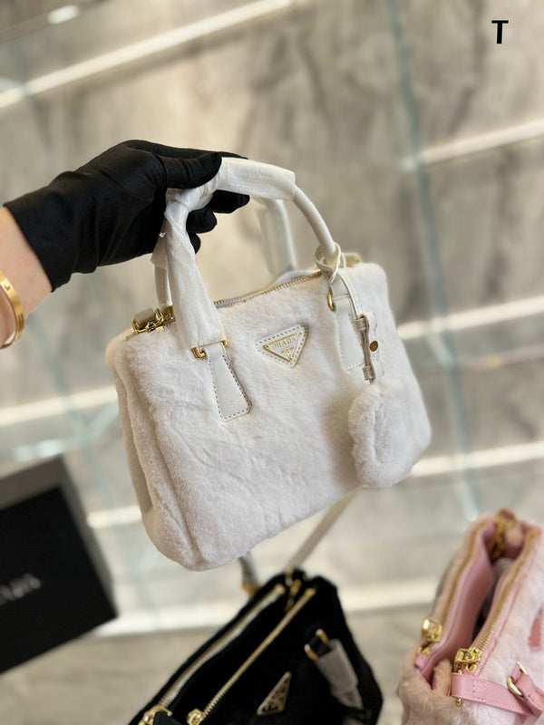 Luxurious Totes - PDA3 Bags - 152