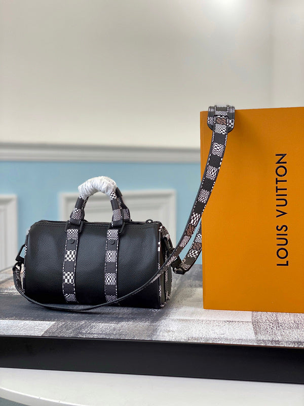 Luxurious Totes - Latest - 1408
