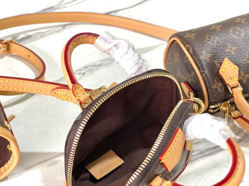 LOV - Luxurious Totes - 1799