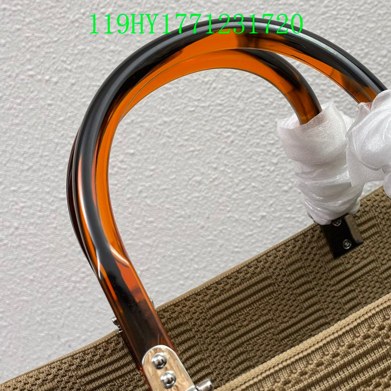GC - Shoulder - 2726