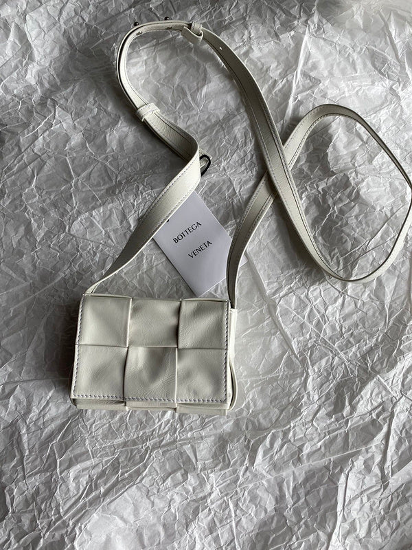Luxurious-Totes - BV Bags - 3008
