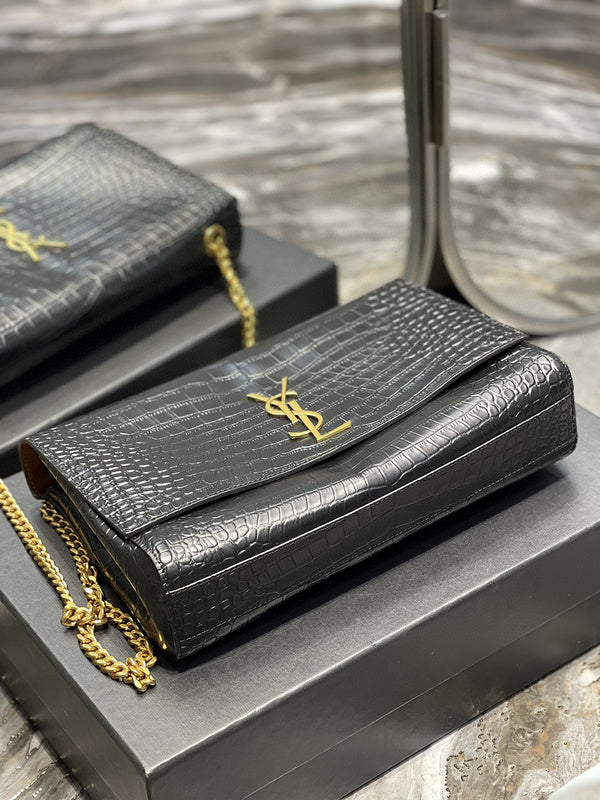 Luxurious Totes - Latest - 8714