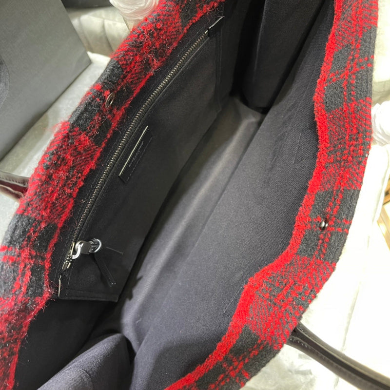 Luxurious Totes - Latest - 8485